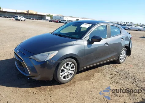 2017 Toyota Yaris Ia из США, поврежденный, VIN 3MYDLBYV5HY168157